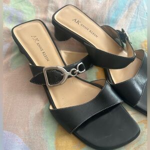 ANNE KLEIN • Black Heeled Sandals